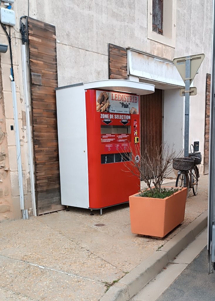 Livraison et installation d’un distributeur automatique de pain à Assignan dans le département de l’Hérault