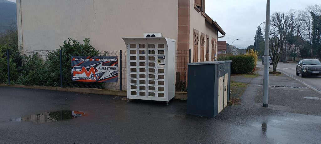 Livraison et installation d’un distributeur casiers de produits frais à Urmatt dans le Bas-Rhin