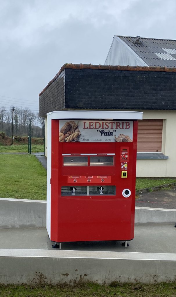 Livraison et installation d’un distributeur automatique de pain à Pencran dans le Finistère