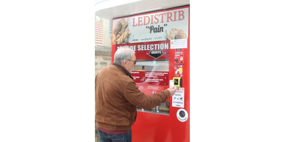 Gissey-sur-Ouche : Un distributeur automatique de pain et viennoiseries au village!