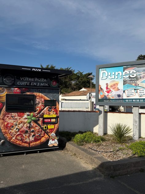 Installation distributeur automatique de pizzas à Brétignolles-sur-mer en Vendée