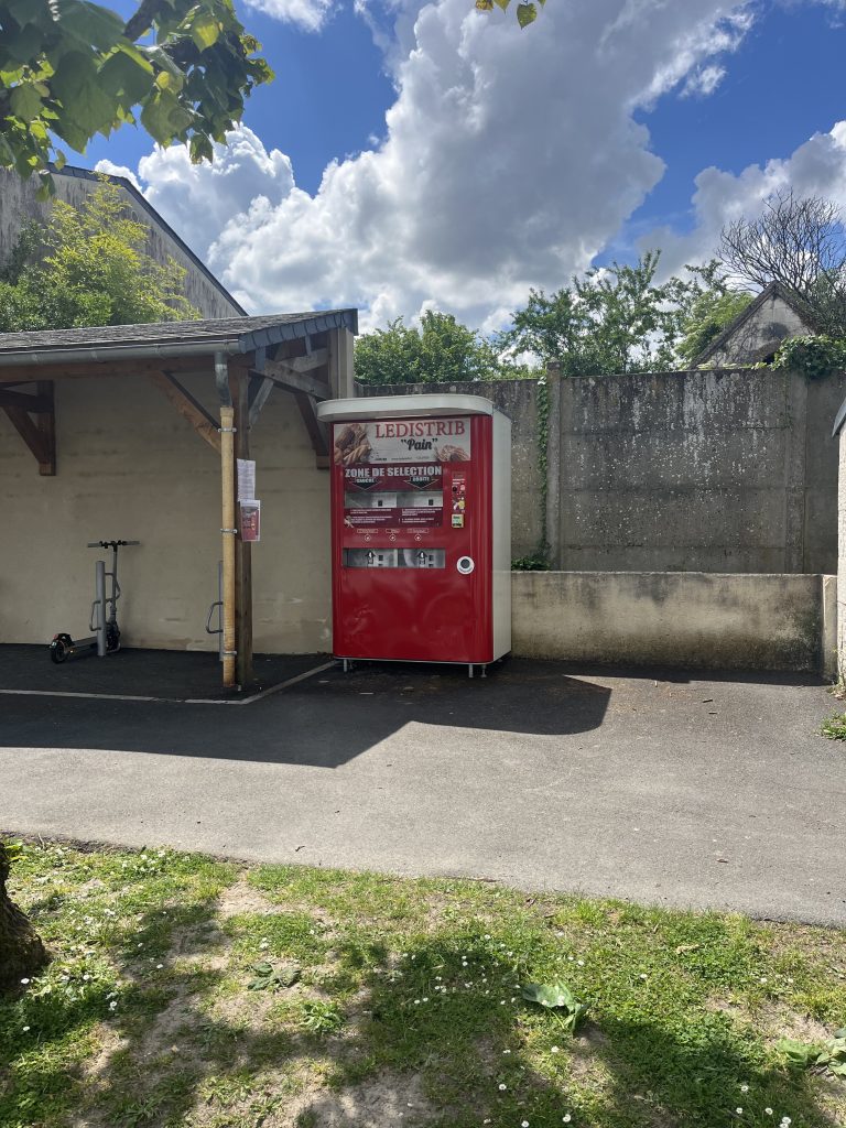 Livraison et Installation d’un distributeur automatique de pain à Luzillé en Indre-et-Loire