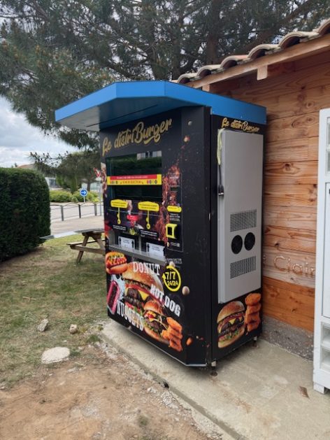 Livraison et Installation d’un distributeur automatique de burgers à Saint-Clair en Ardèche